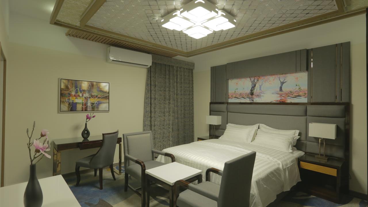 Niyaf Hotel Appartments Khamis Mushait Extérieur photo